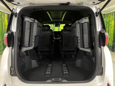 2024 Toyota ALPHARD 缩略图 12