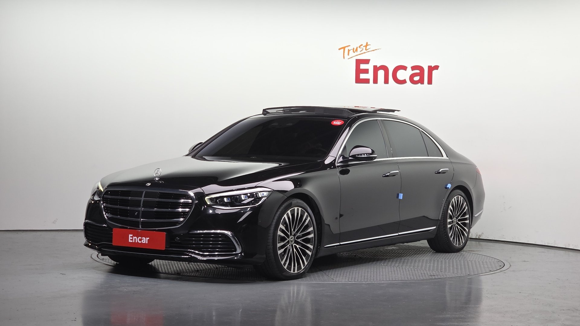 MERCEDES-BENZ S-CLASS - View 1