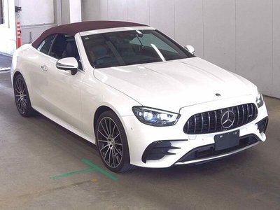 MERCEDES-BENZ E-CLASS - 1