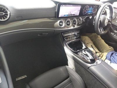 MERCEDES-BENZ E-CLASS - 3