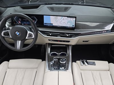 2025 BMW X7 — фото 5