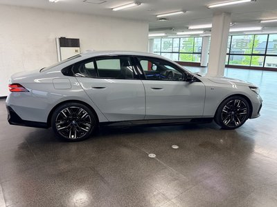 2025 BMW I5 照片 14