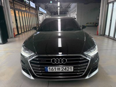 AUDI A8 - 1