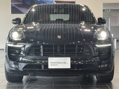 PORSCHE MACAN - 3