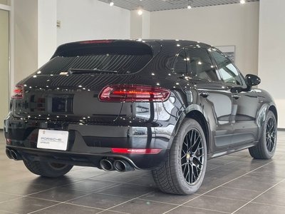 PORSCHE MACAN - 6