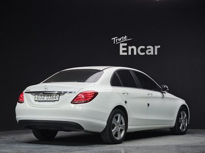 MERCEDES-BENZ C-CLASS - 3