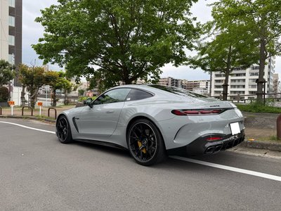 MERCEDES-BENZ AMG GT - 4