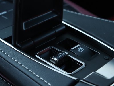 صورة مصغرة 77 لـ 2023 Lexus LC CONVERTIBLE