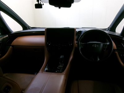 TOYOTA VELLFIRE - 5