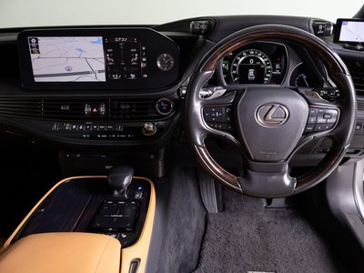 2021 Lexus LS — миниатюра 39