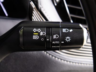 2021 Lexus LS — миниатюра 48