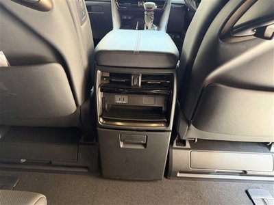 2025 Toyota ALPHARD 缩略图 61