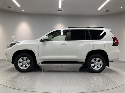 TOYOTA LAND CRUISER PRADO - 7