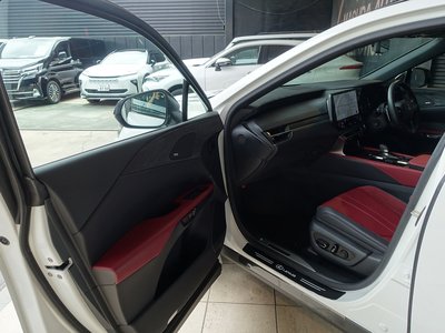 صورة مصغرة 52 لـ 2023 Lexus RX
