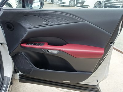 صورة مصغرة 45 لـ 2023 Lexus RX