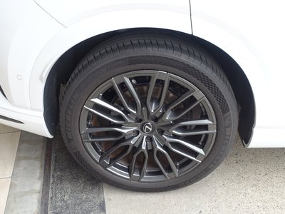 صورة مصغرة 32 لـ 2023 Lexus RX