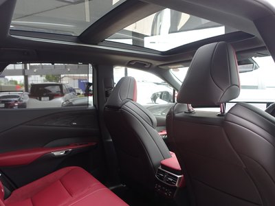 صورة مصغرة 67 لـ 2023 Lexus RX