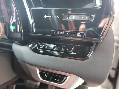صورة مصغرة 72 لـ 2023 Lexus RX