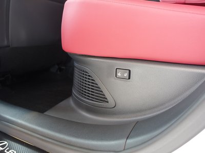 صورة مصغرة 70 لـ 2023 Lexus RX