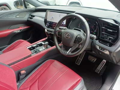 صورة مصغرة 57 لـ 2023 Lexus RX