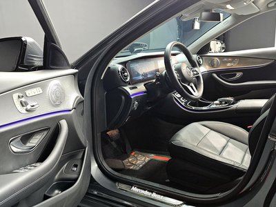 MERCEDES-BENZ E-CLASS - 10