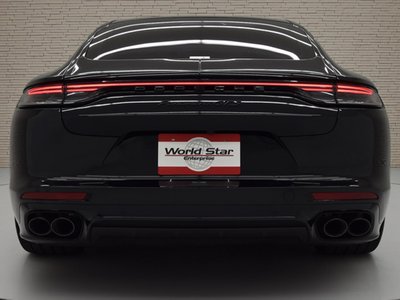 PORSCHE PANAMERA - 8