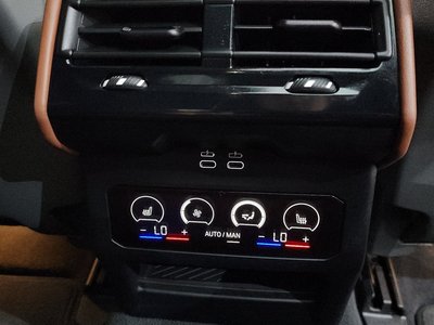 صورة مصغرة 31 لـ 2024 BMW 5 SERIES