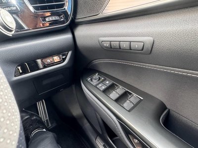 2023 Lexus NX — миниатюра 23