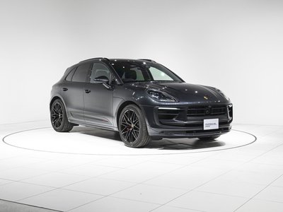 PORSCHE MACAN - 4