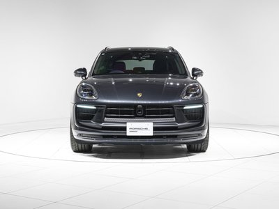 PORSCHE MACAN - 3