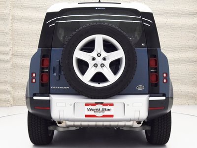 LAND ROVER DEFENDER - 4