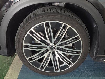 MERCEDES-BENZ EQE - 6