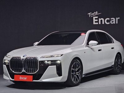 BMW 7 SERIES