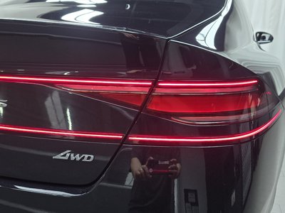 صورة 10 لـ 2022 Genesis G90 (RS4)