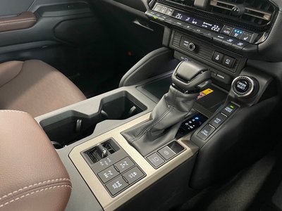 صورة مصغرة 26 لـ 2025 Toyota LAND CRUISER 250