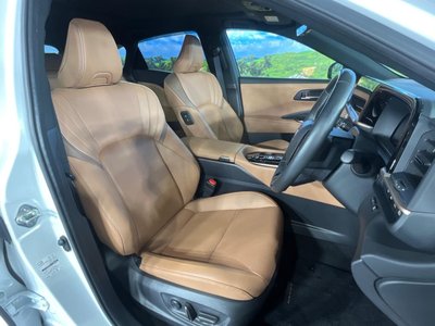 TOYOTA CROWN SPORT - 9