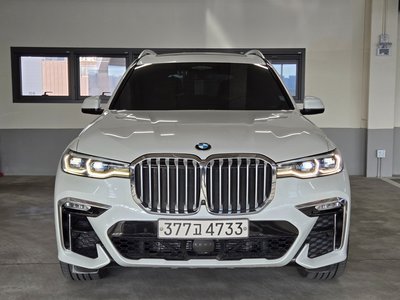2020 BMW X7 照片 1