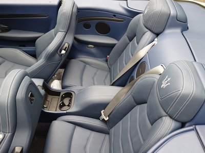 2018 Maserati GRANCABRIO thumbnail 19
