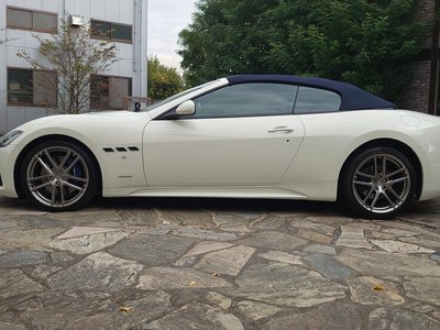 2018 Maserati GRANCABRIO thumbnail 32
