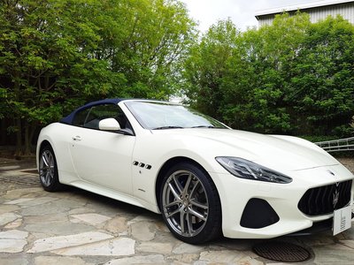 2018 Maserati GRANCABRIO photo 2