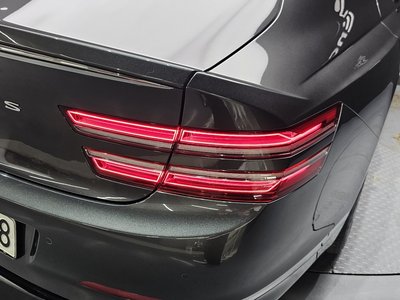 GENESIS G80 (RG3) - 10