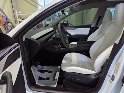 2025 Tesla MODEL Y 照片 8