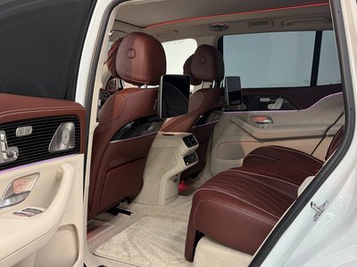 2026 Mercedes-BENZ GLS 缩略图 12