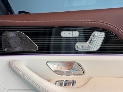 2026 Mercedes-BENZ GLS 缩略图 20