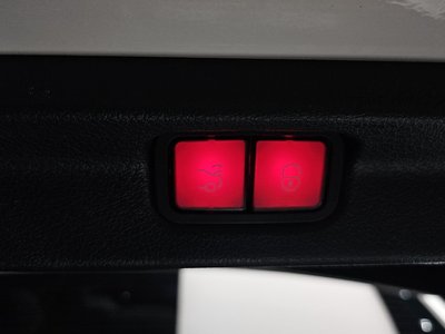 2023 Mercedes-BENZ EQE 缩略图 31