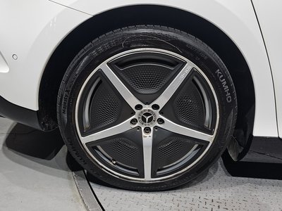 صورة 6 لـ 2023 Mercedes-BENZ EQE