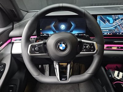 2025 BMW 5 SERIES — миниатюра 19