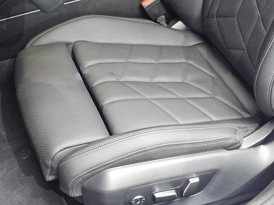2025 BMW 5 SERIES — миниатюра 31