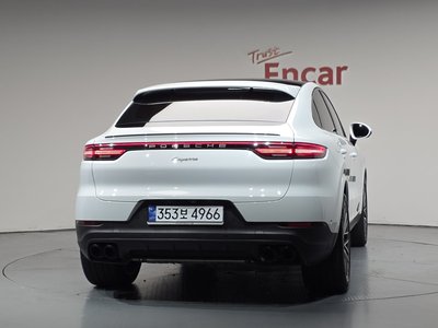 PORSCHE CAYENNE - 4