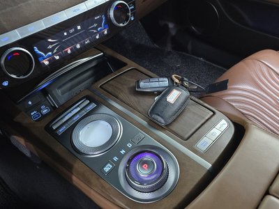 GENESIS G80 (RG3) - 9
